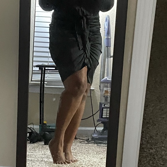 Long Sleeve Midi Dress - Picture 5 of 5